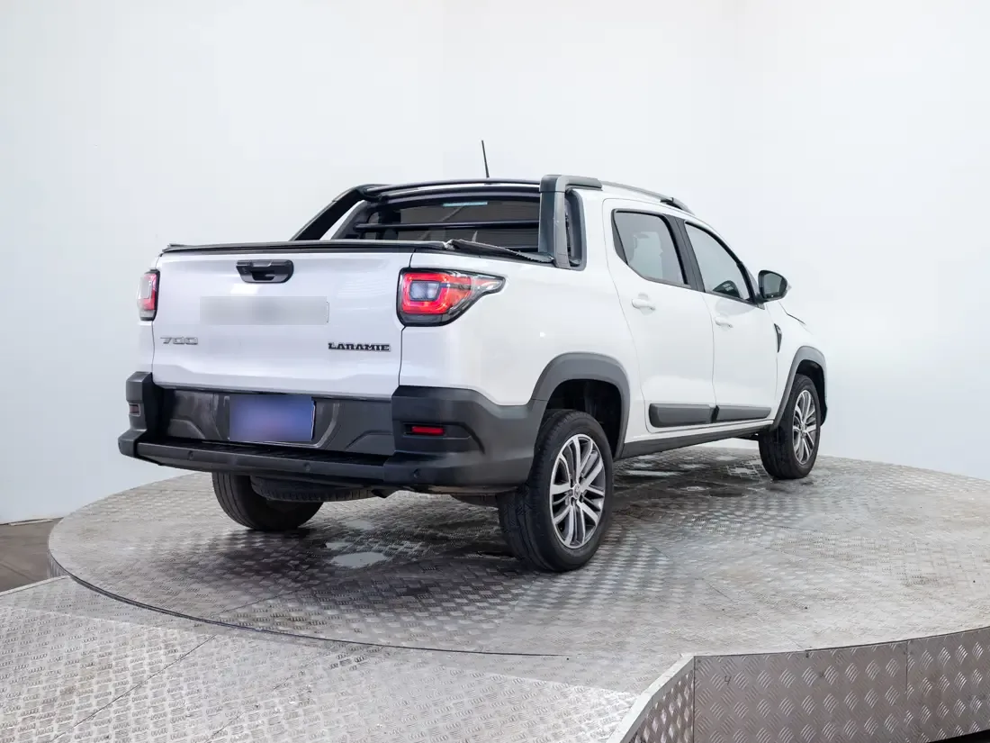 Ram 700 700 1.3 Laramie Cd Mt año 2022