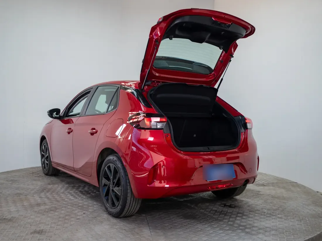 Opel Corsa Corsa Mca Edition Gasolina 100 Hp At año 2025