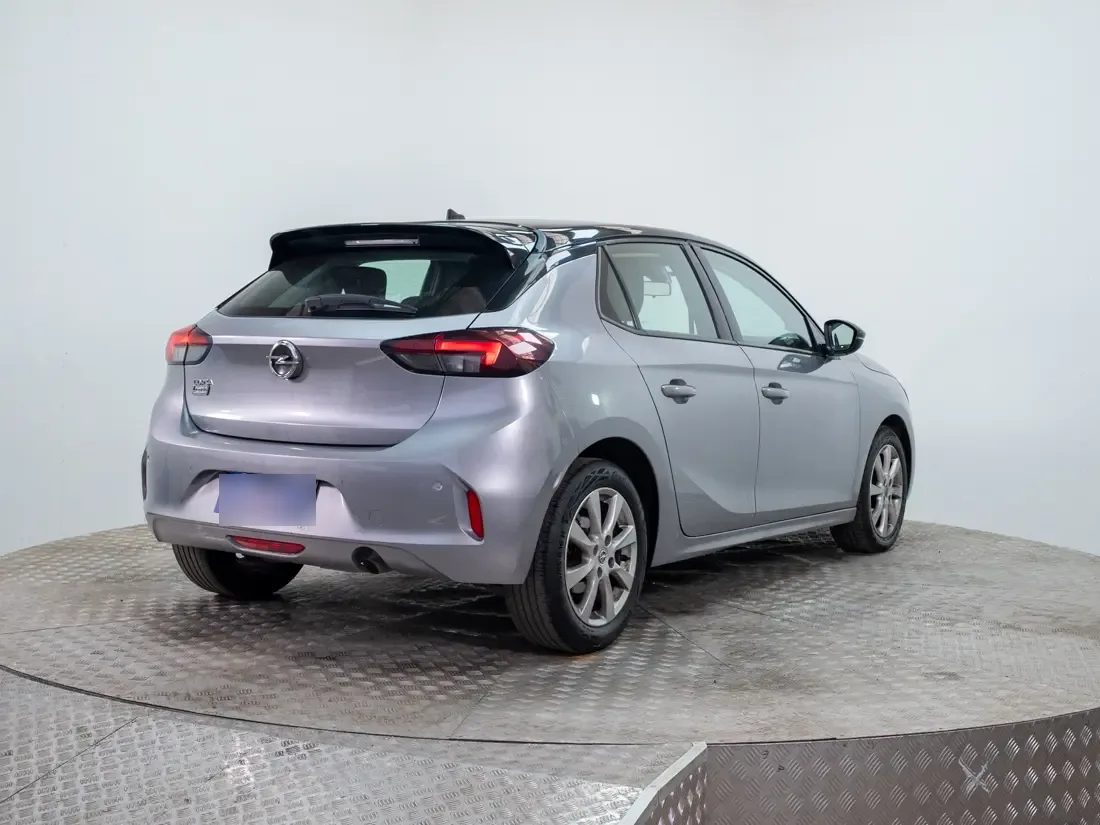 Opel Corsa Corsa 1.2 Edition At año 2021
