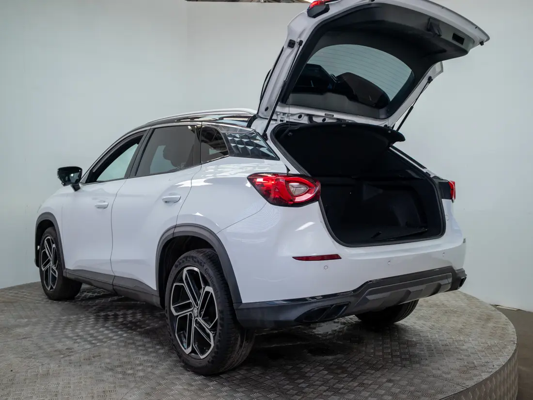 MG One One 1.5 Dlx At año 2023
