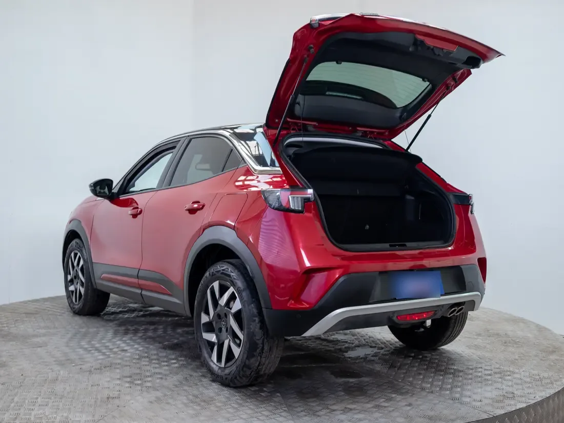 Opel Mokka 1.2 Elegance Mt año 2024