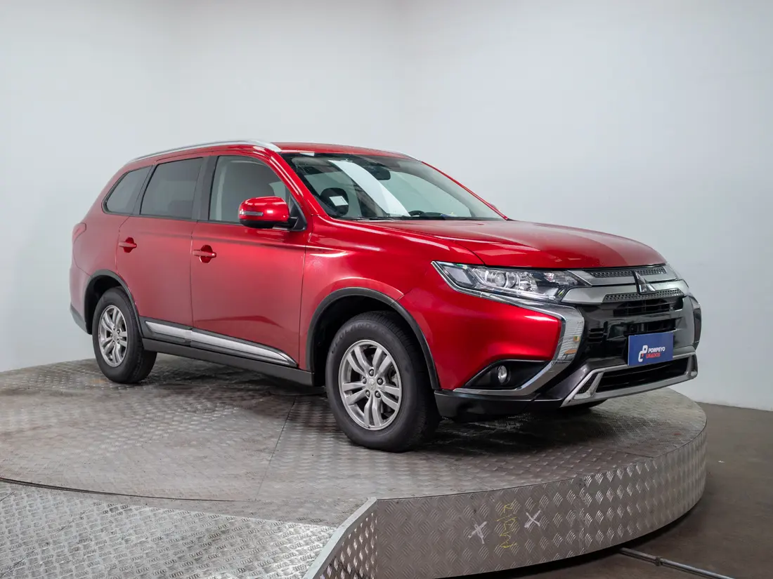 Mitsubishi Outlander Outlander 2.0 At 4x2 año 2023