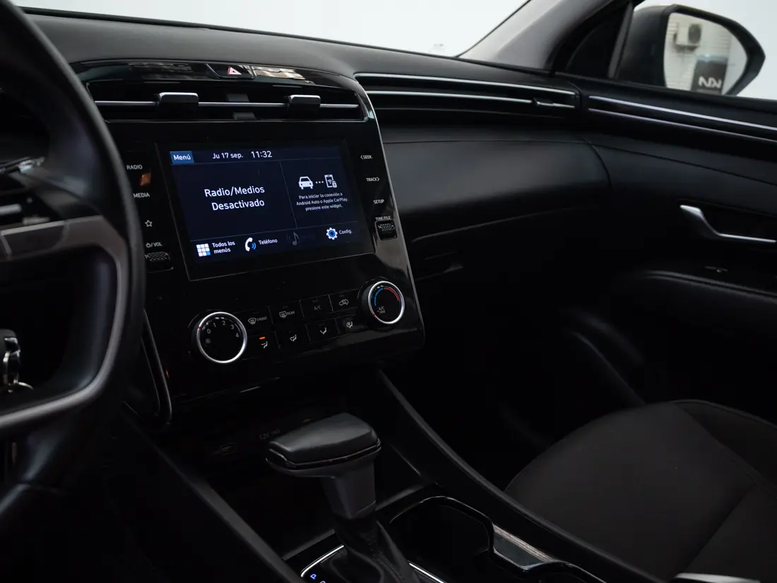 Hyundai Accent 1.5 Bn7i Plus Mt año 2025