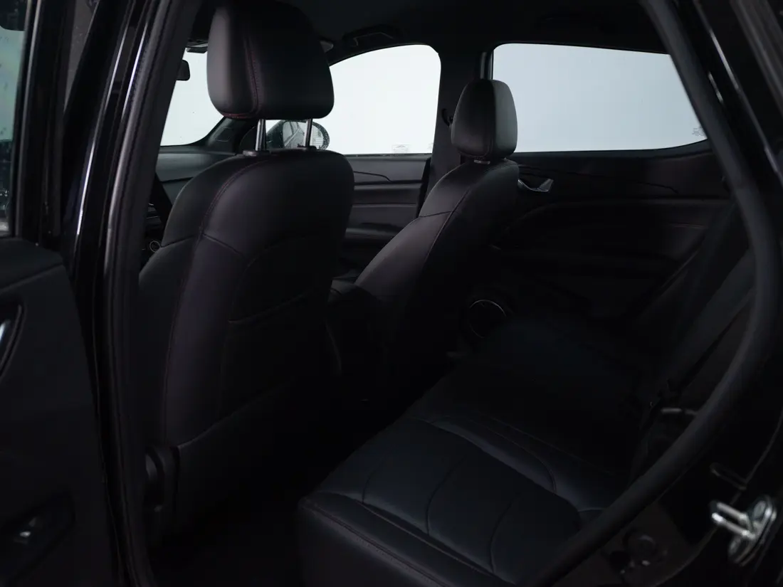 DFSK Suv 500 500 1.5 Luxury Cvt Sk + Lam año 2026