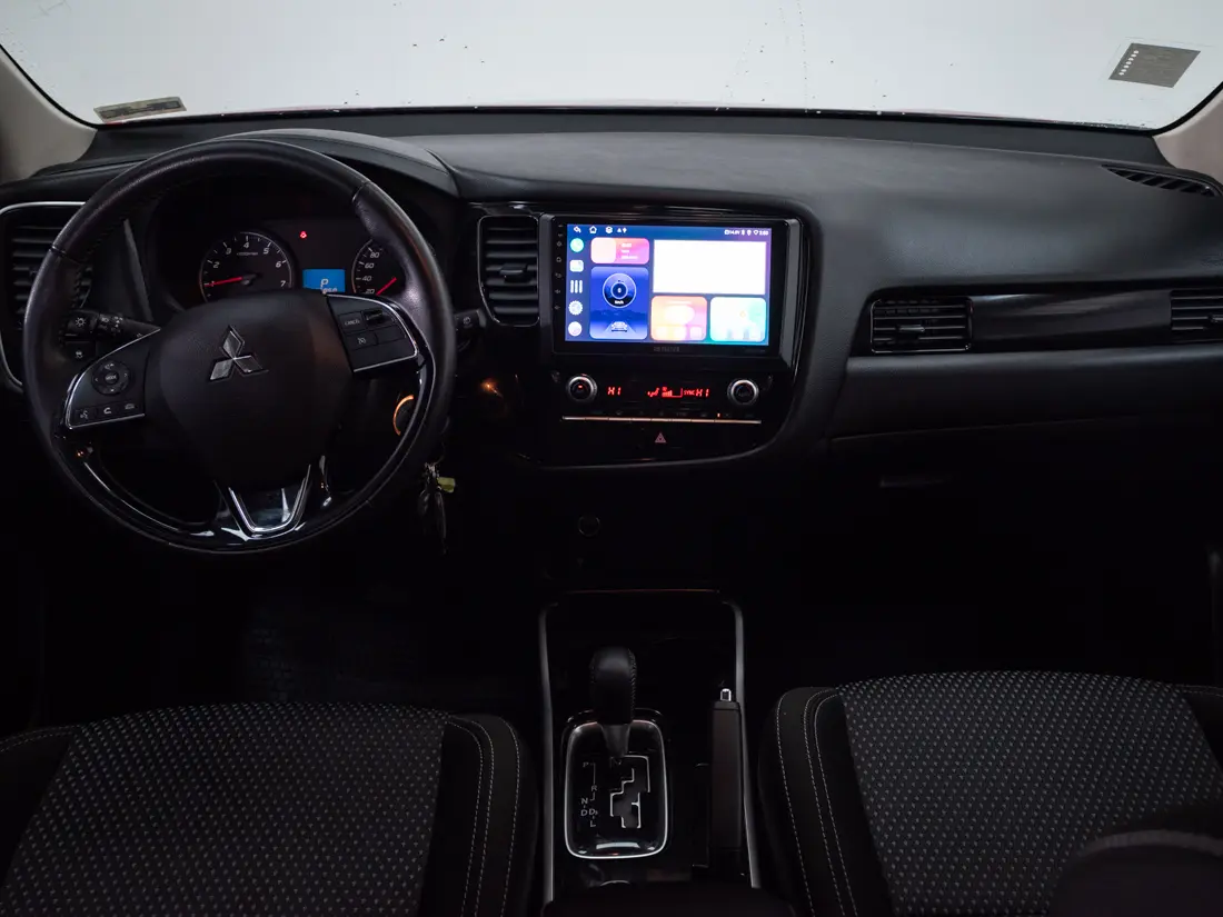 Mitsubishi Outlander Outlander 2.0 At 4x2 año 2023