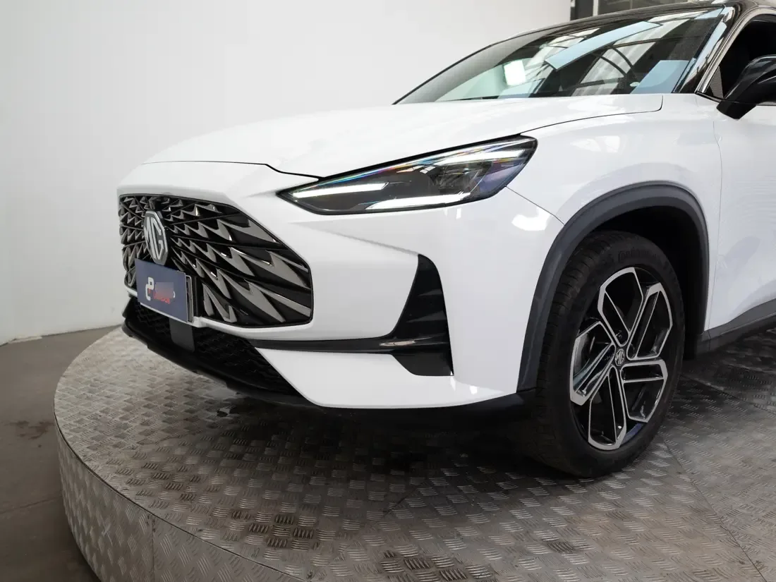 MG One One 1.5 Dlx At año 2023