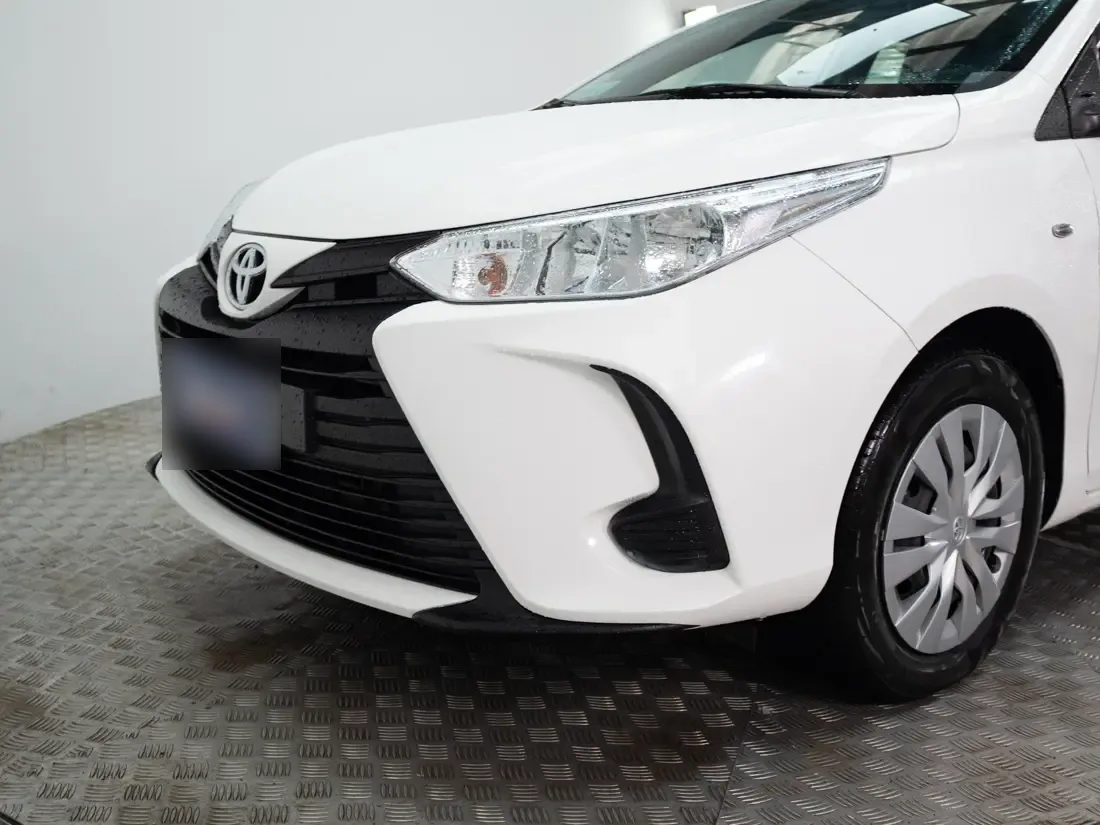 Toyota Yaris 1.5 Sedan Gli E Mt año 2022