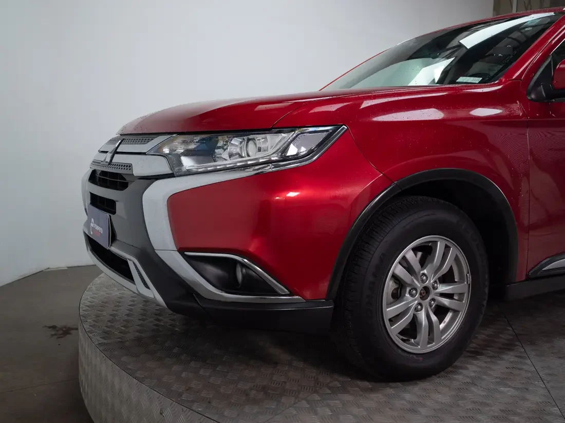 Mitsubishi Outlander Outlander 2.0 At 4x2 año 2023