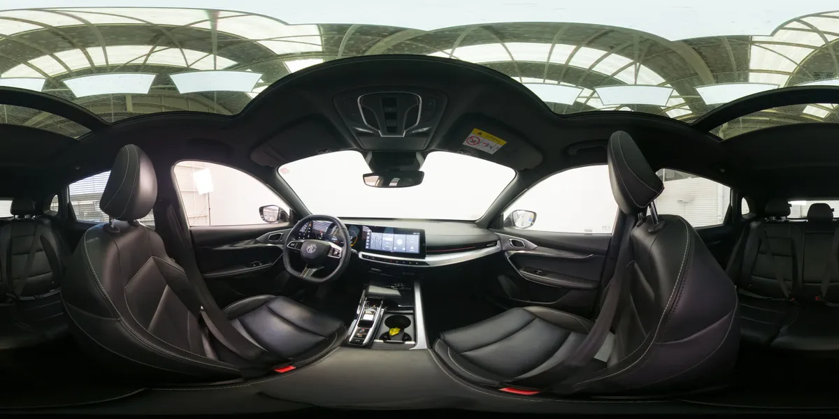MG One One 1.5 Dlx At año 2023