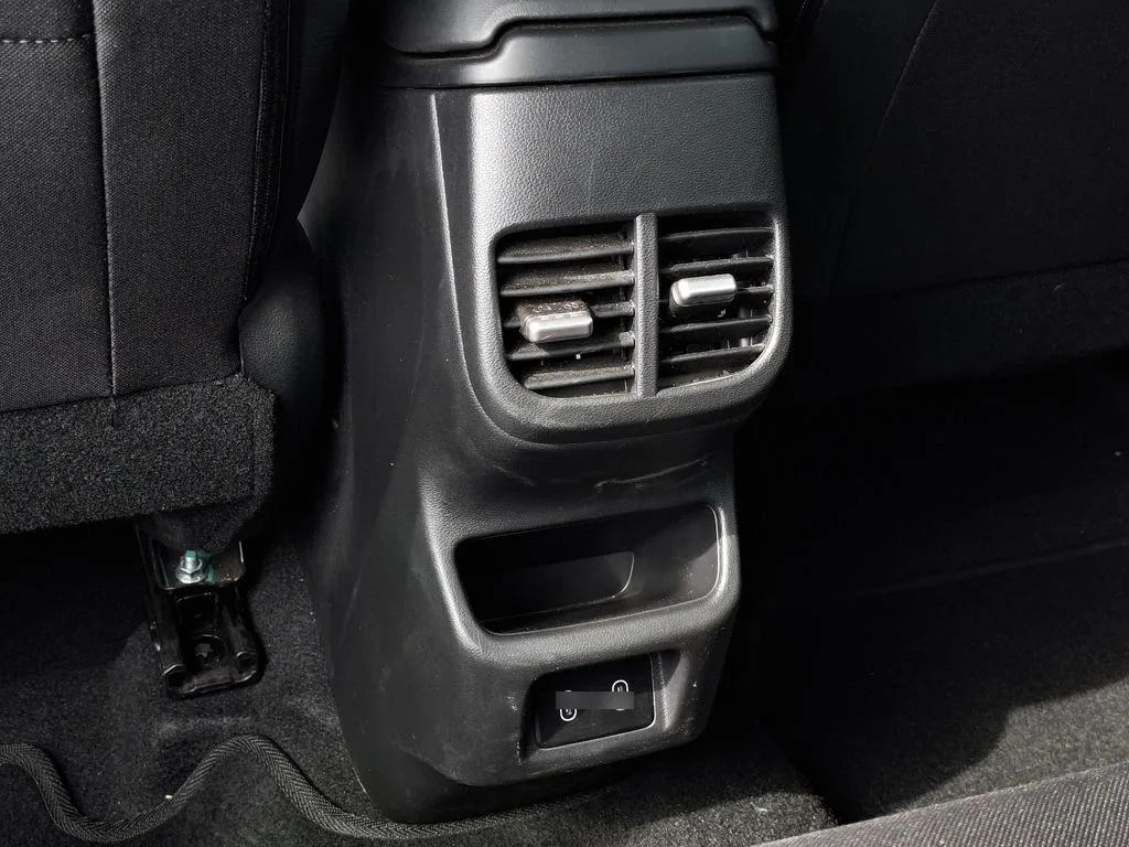 Hyundai Accent Plus año 2025