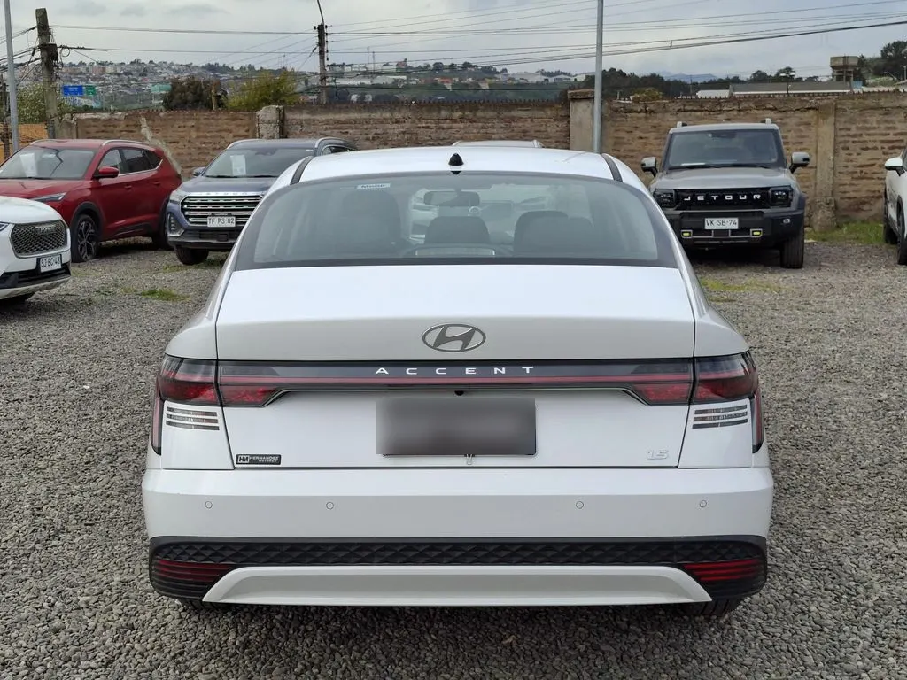 Hyundai Accent Plus año 2025