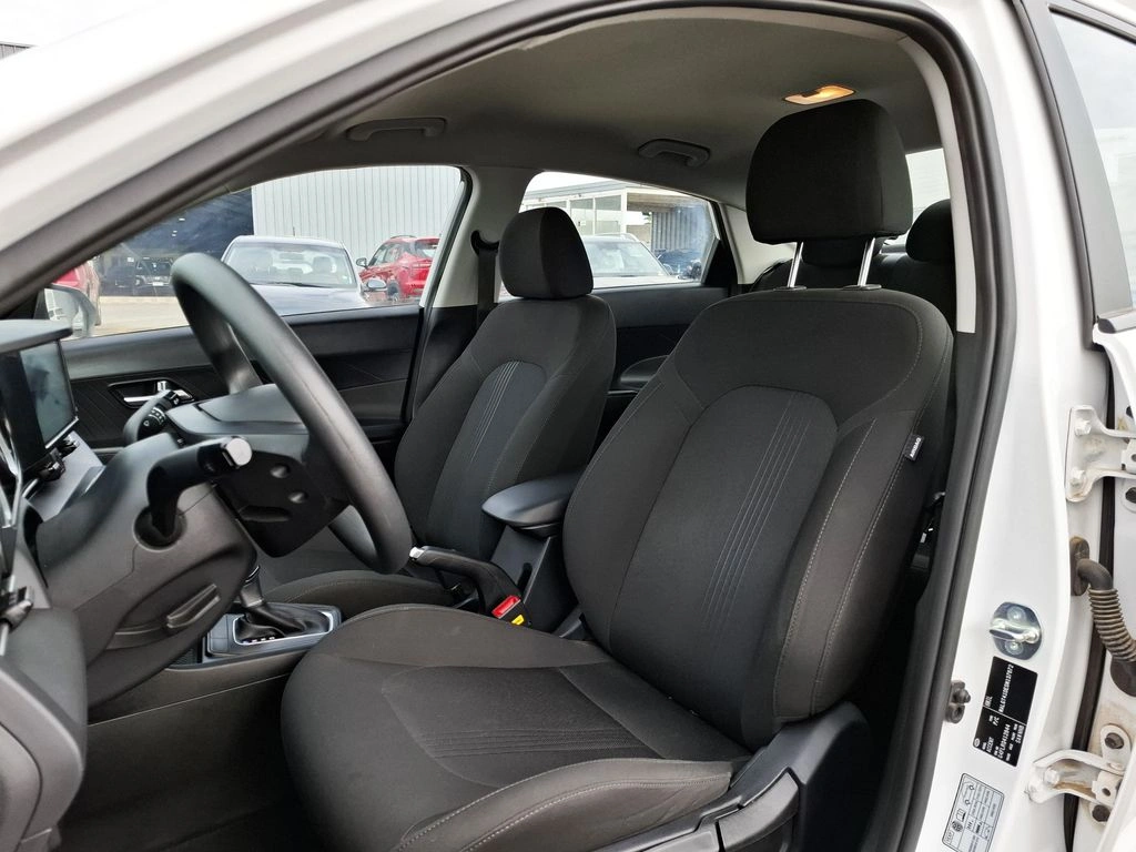 Hyundai Accent Plus año 2025