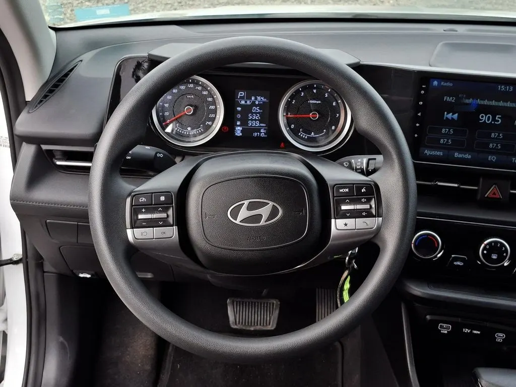 Hyundai Accent Plus año 2025
