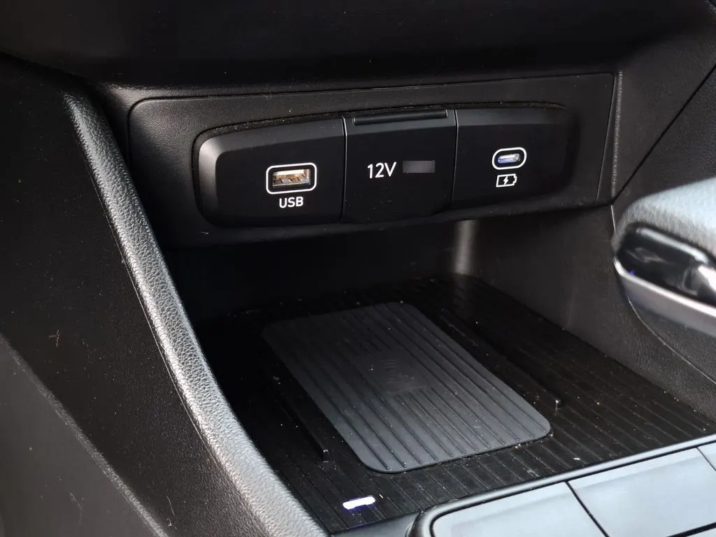 Hyundai Accent Plus año 2025