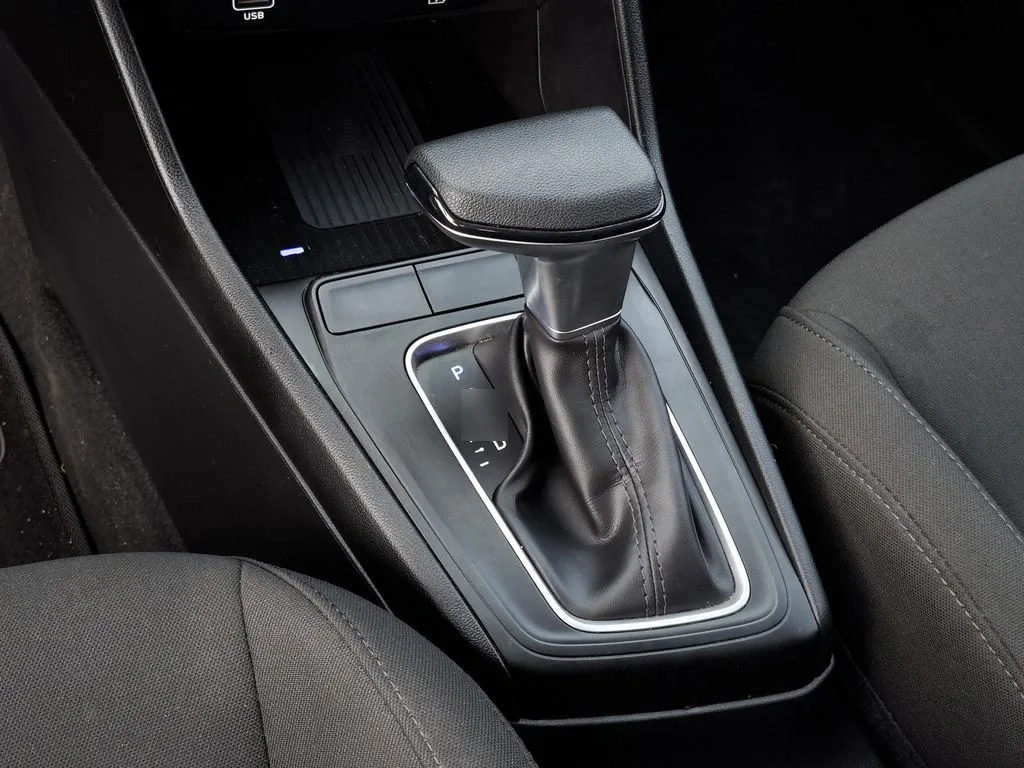 Hyundai Accent Plus año 2025