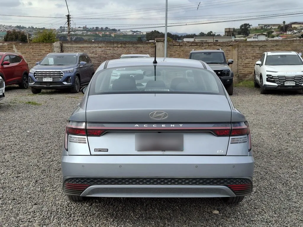 Hyundai Accent Plus año 2025