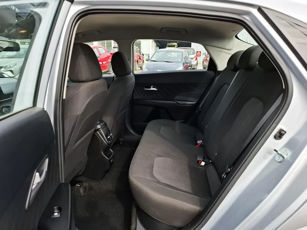 Hyundai Accent Plus año 2025