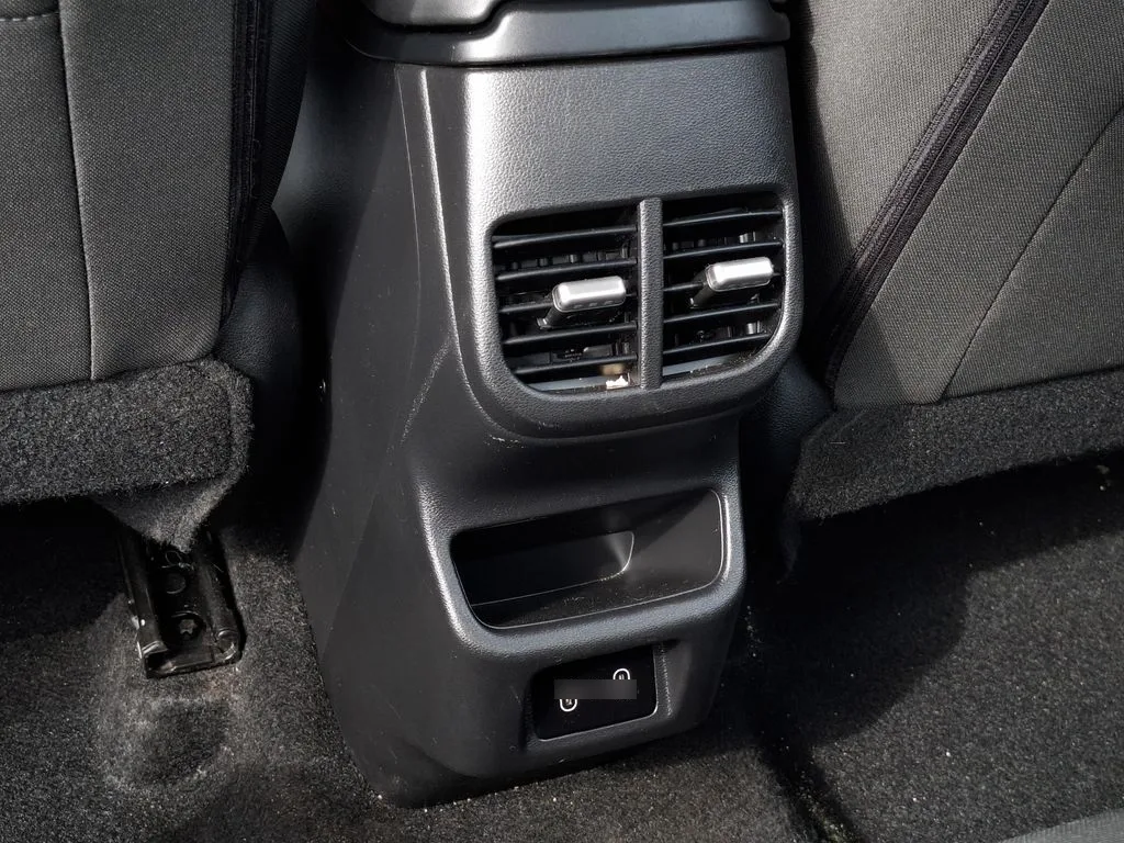 Hyundai Accent Plus año 2025