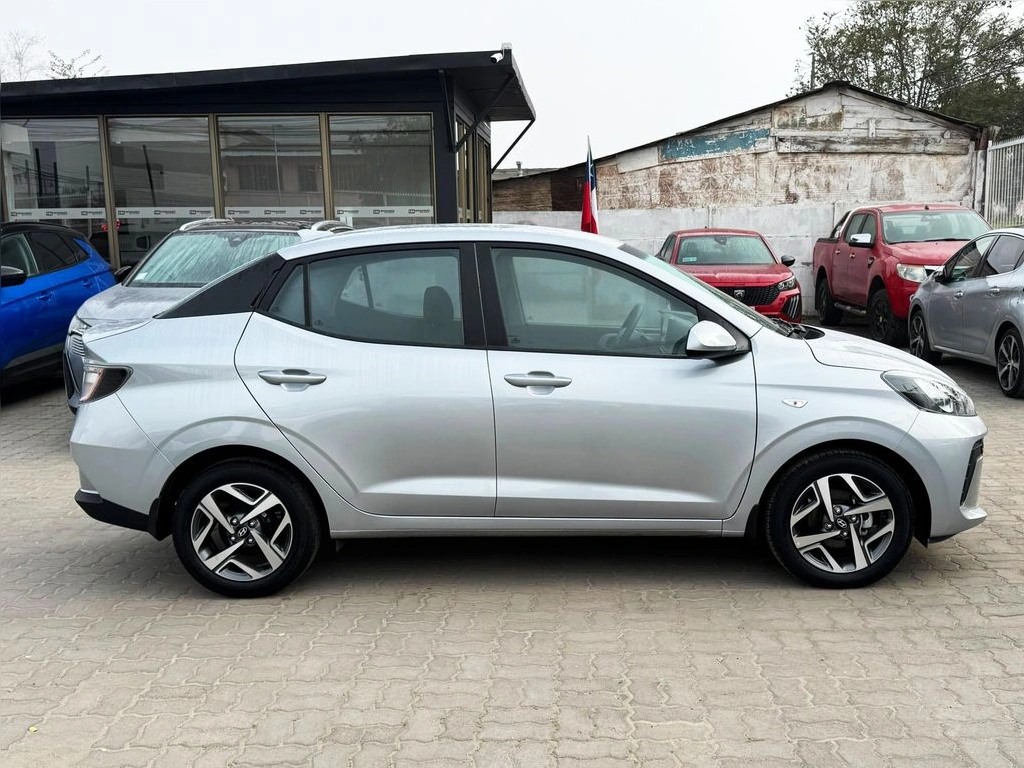 Hyundai I10 Plus Sdn año 2024
