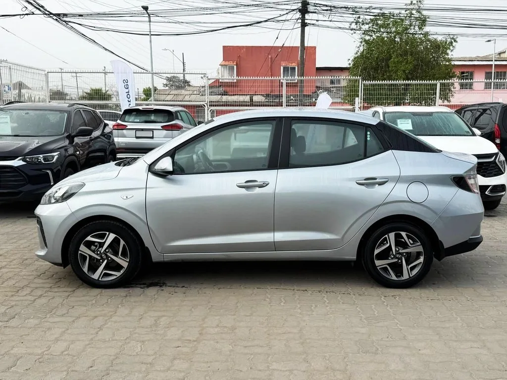 Hyundai I10 Plus Sdn año 2024