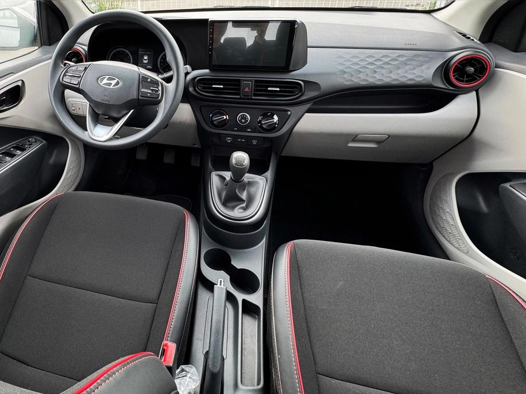 Hyundai I10 Plus Sdn año 2024
