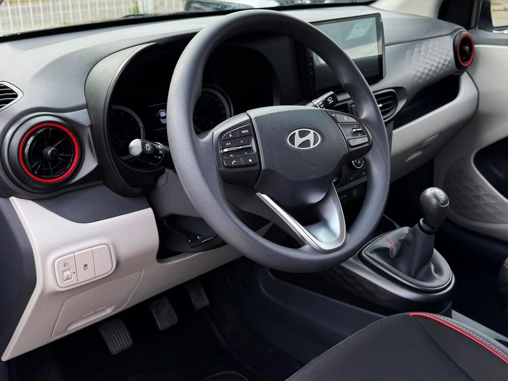 Hyundai I10 Plus Sdn año 2024