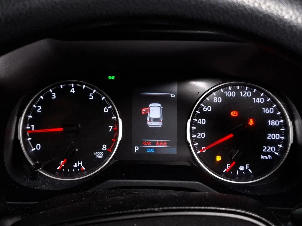 Toyota Rav4 Le año 2024