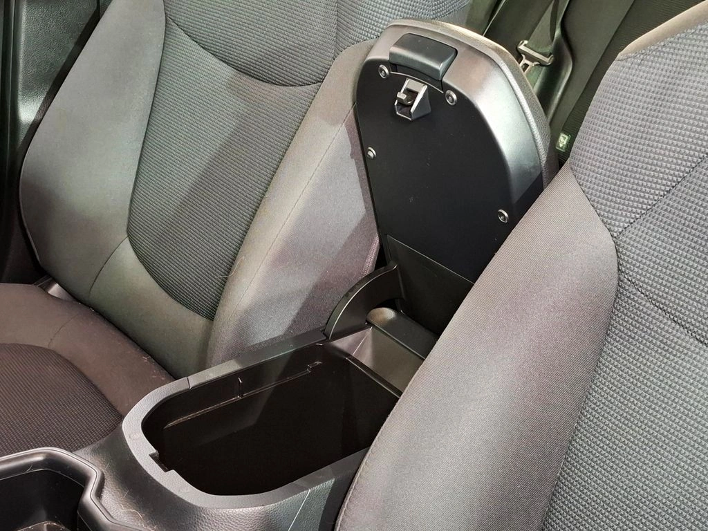 Toyota Rav4 Le año 2024