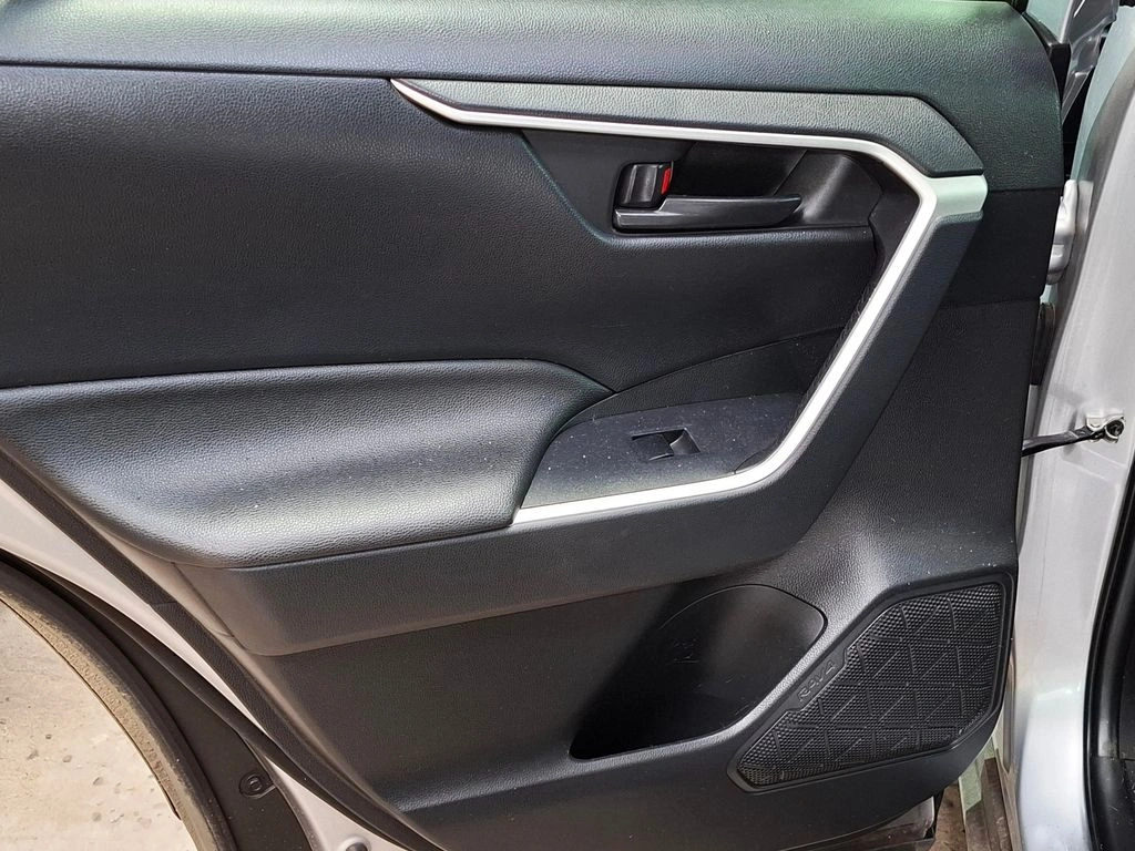 Toyota Rav4 Le año 2024