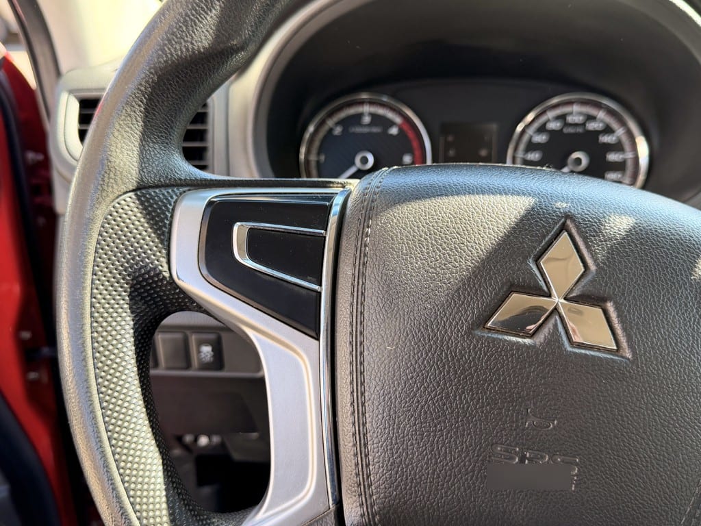 Mitsubishi L200 Katana Cr 2.4 4x2 año 2022