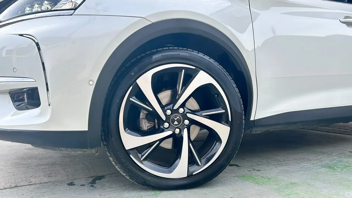 DS Automobiles Ds7 Crossback 2.0 Bluehdi 180 S&s Eat8 So Chic año 2022