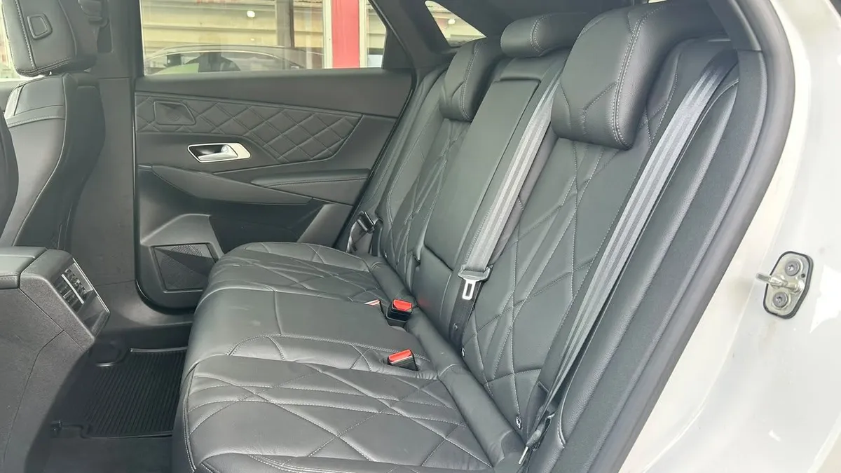 DS Automobiles Ds7 Crossback 2.0 Bluehdi 180 S&s Eat8 So Chic año 2022