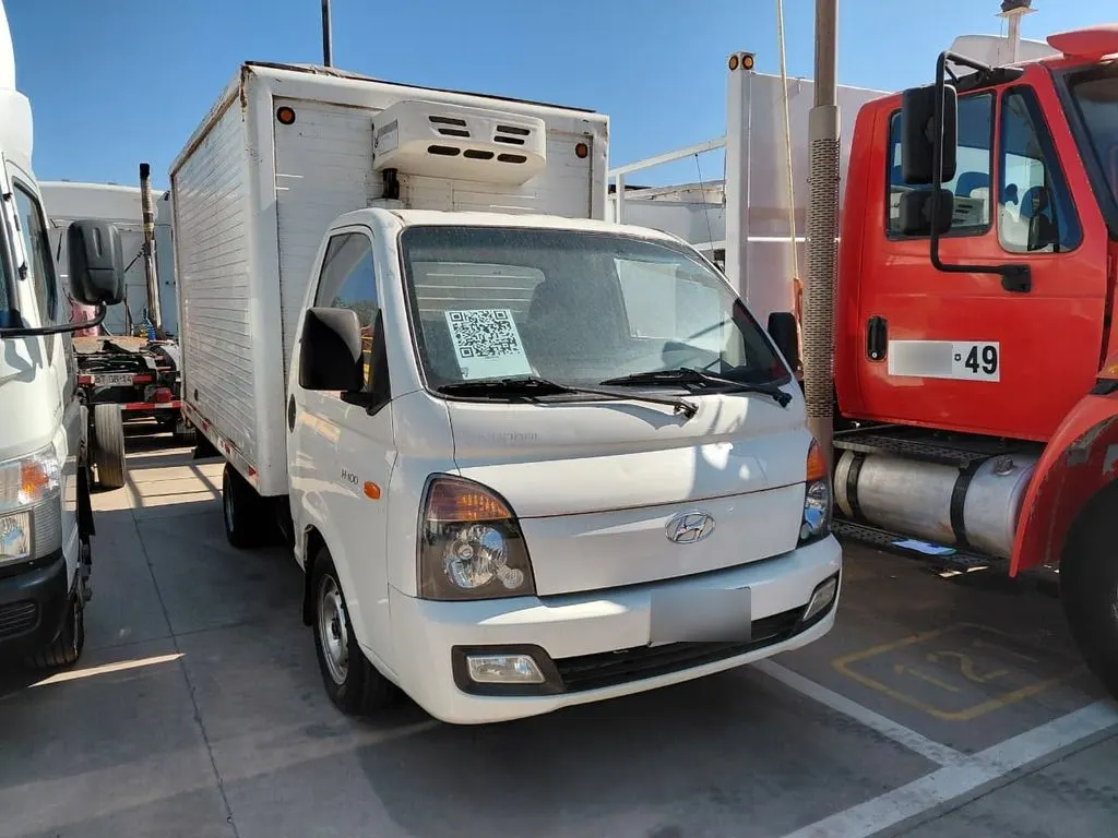 Hyundai Porter Hr Std 2.5 4x2 Mt año 2015