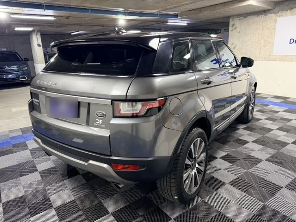 Land Rover Evoque Sport año 2018