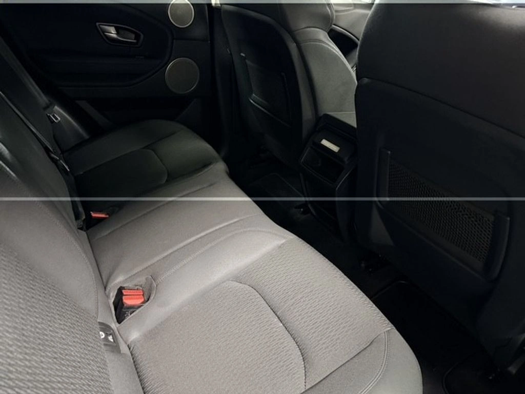 Land Rover Evoque Sport año 2018