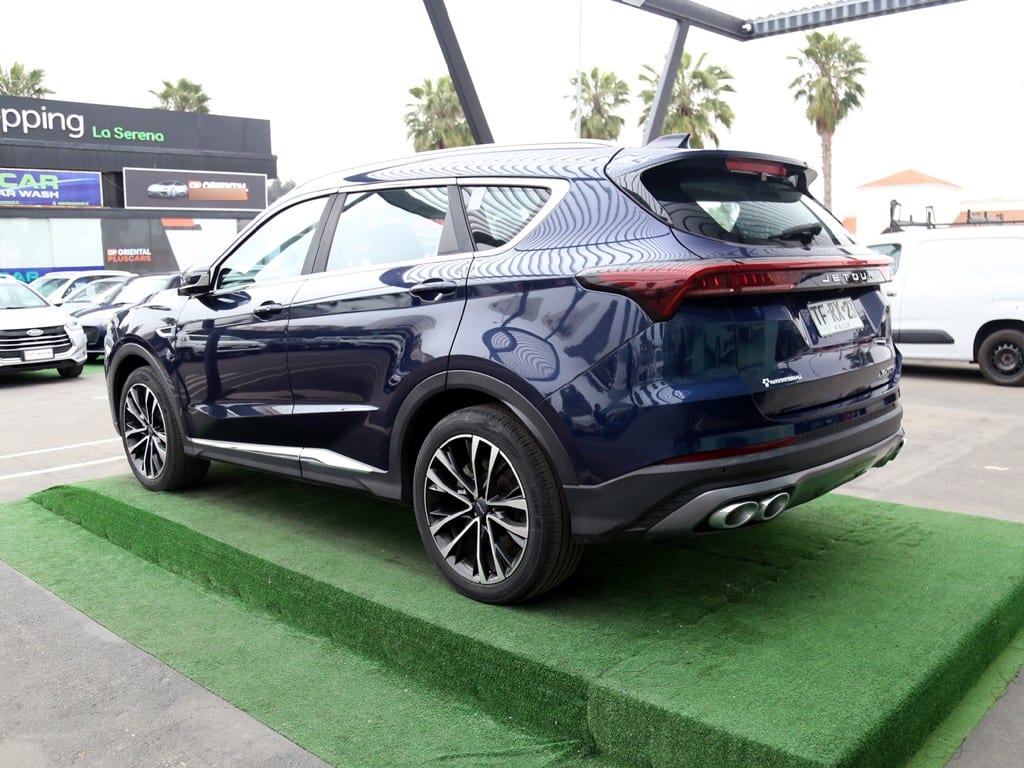 Jetour X70 Plus At 1.5t Plus año 2024