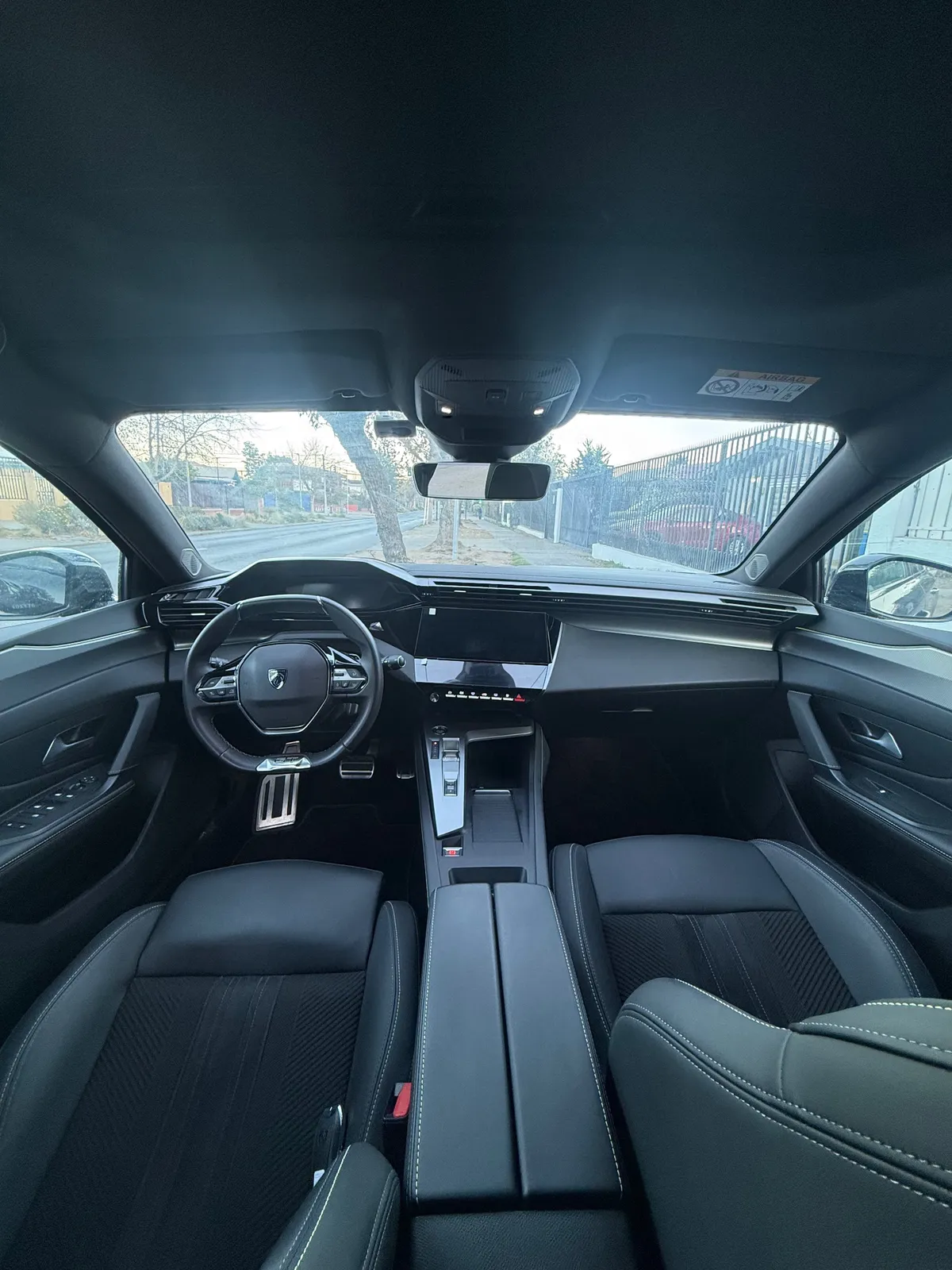 PEUGEOT 308 1.2 Allure Puretech 130 At año 2025