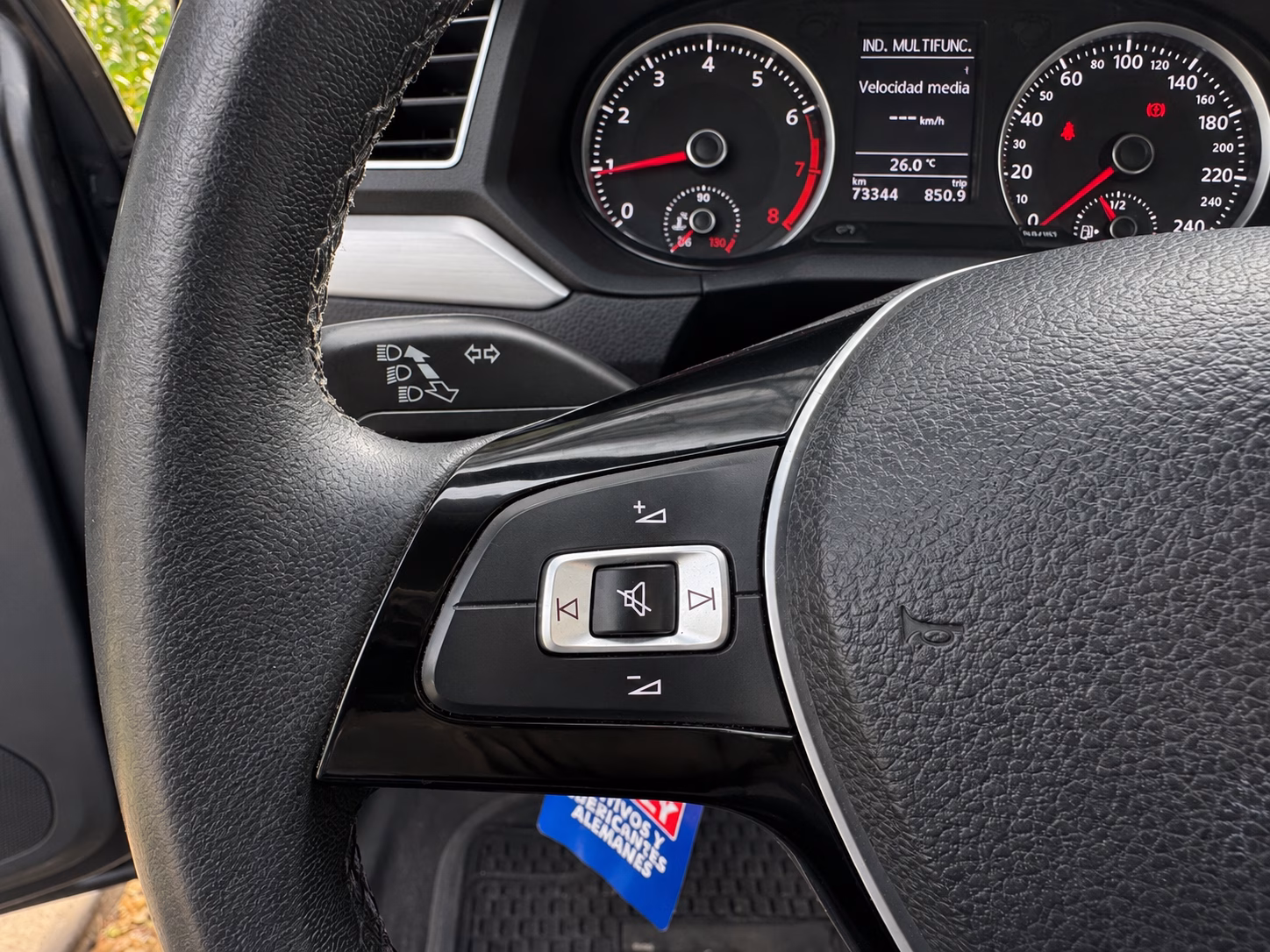 Volkswagen Gol Highline 1.6 año 2022