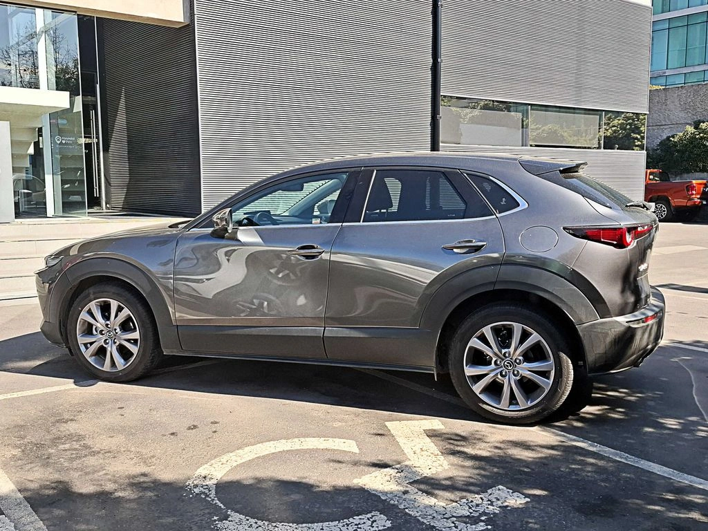 Mazda Cx-30 4x2 2.0 At año 2026