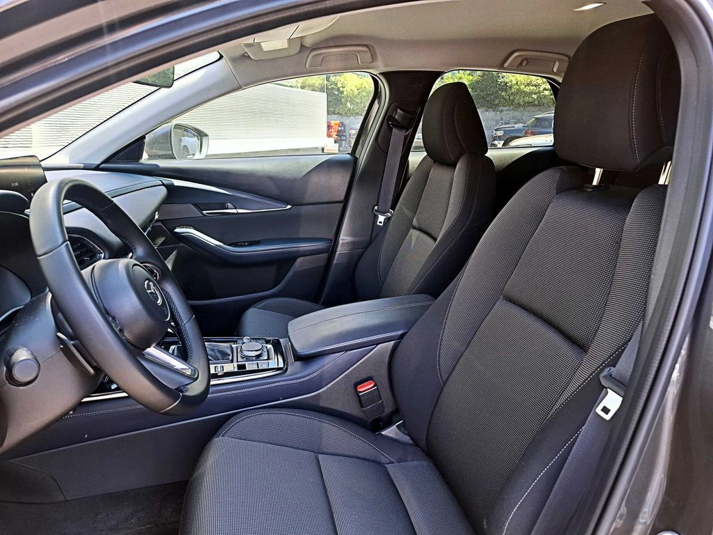 Mazda Cx-30 4x2 2.0 At año 2026