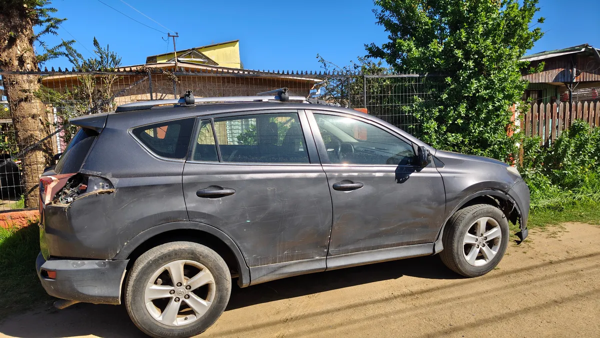 Toyota Rav4 2.5 Advantage Super Lujo At 4x2 año 2013