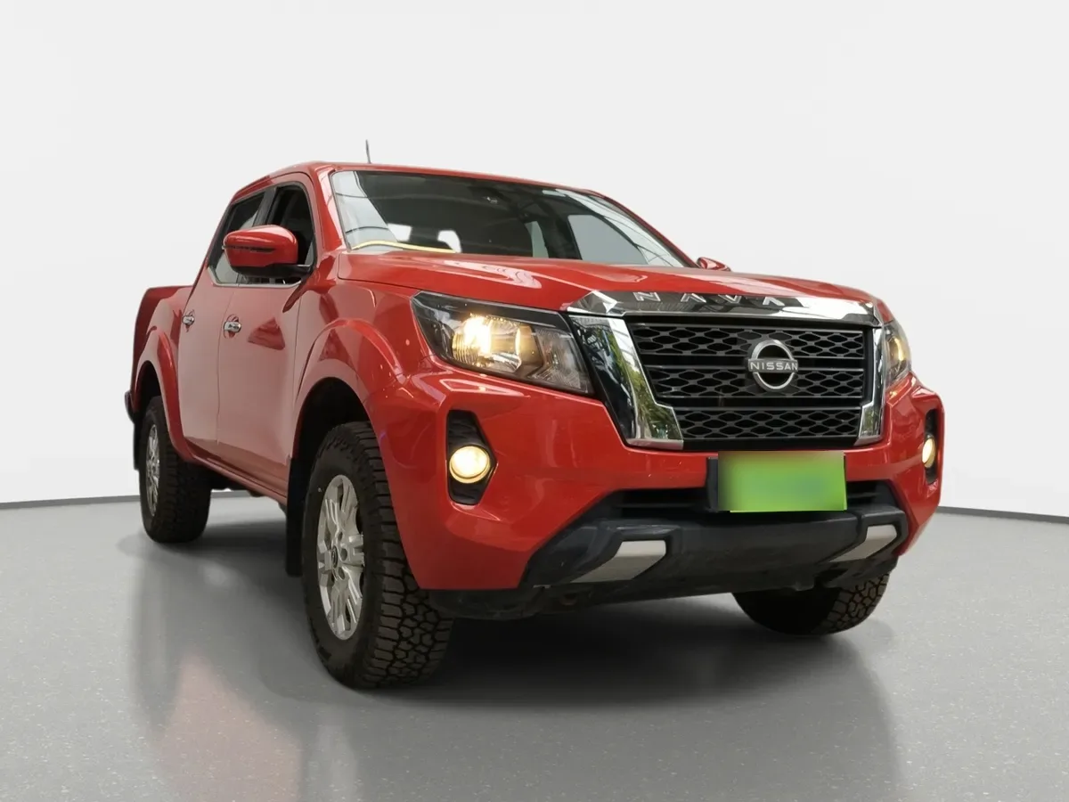 Nissan Navara 2.3d Xe Diesel 4x2 Dob.cab. Mt 4p año 2024