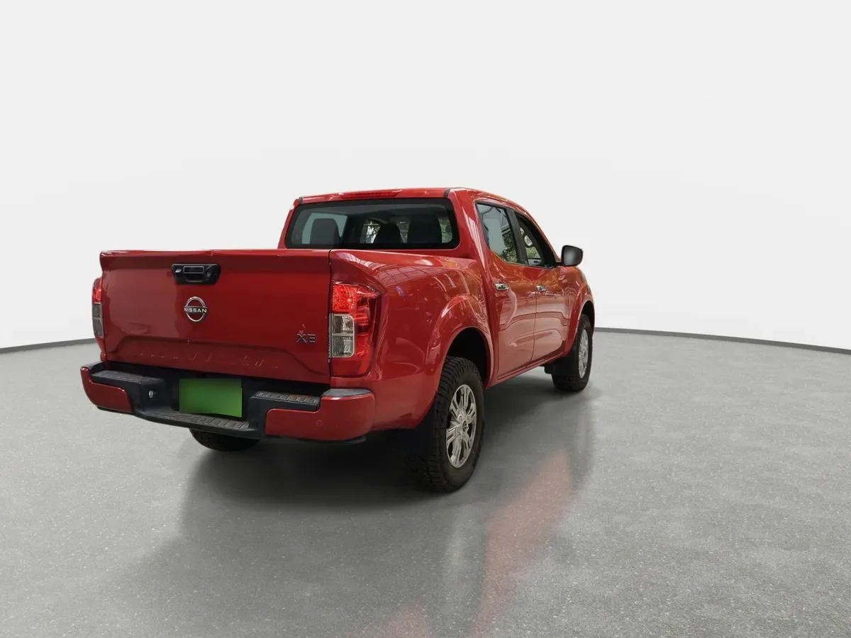 Nissan Navara 2.3d Xe Diesel 4x2 Dob.cab. Mt 4p año 2024
