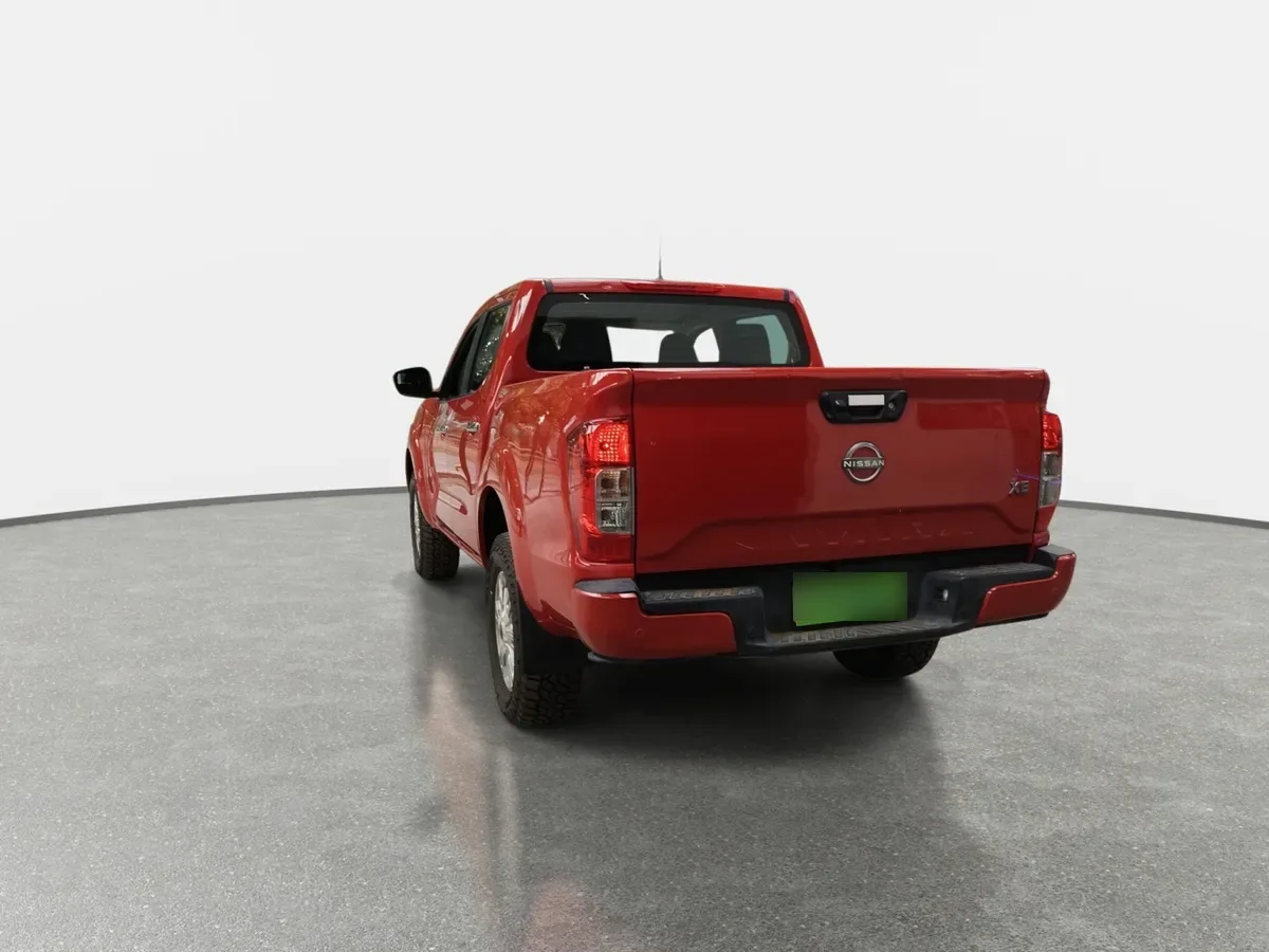 Nissan Navara 2.3d Xe Diesel 4x2 Dob.cab. Mt 4p año 2024