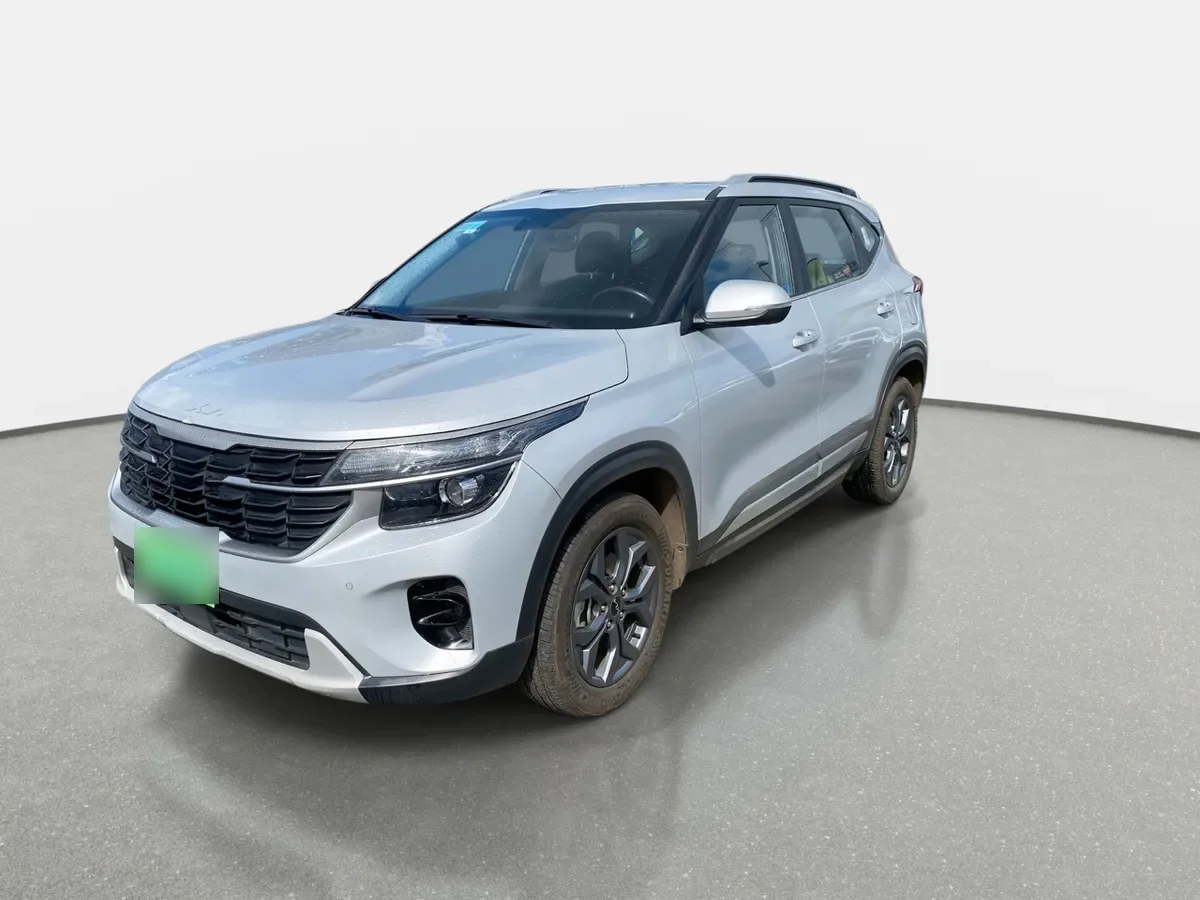 Kia Seltos 1.5 Ex 4x2 6mt 5p año 2024