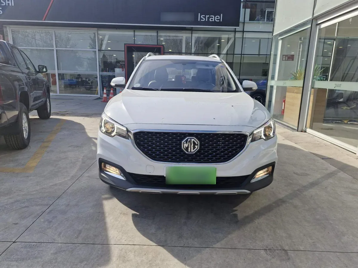 MG Mg Zs 1.5 Comfort 4x2 At 5p año 2024