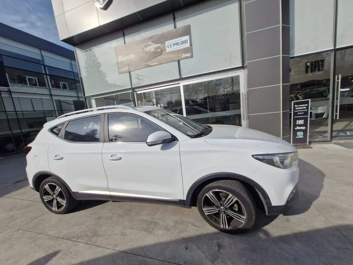 MG Mg Zs 1.5 Comfort 4x2 At 5p año 2024
