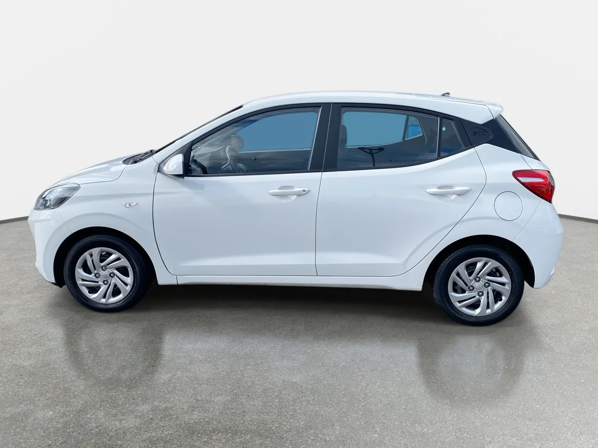 Hyundai Grand I10 1.2 Plus 4x2 Hb Mt 5p año 2022