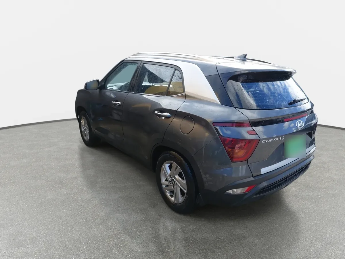 Hyundai Creta 1.5 Plus Su2i 4x2 Mt 5p año 2021