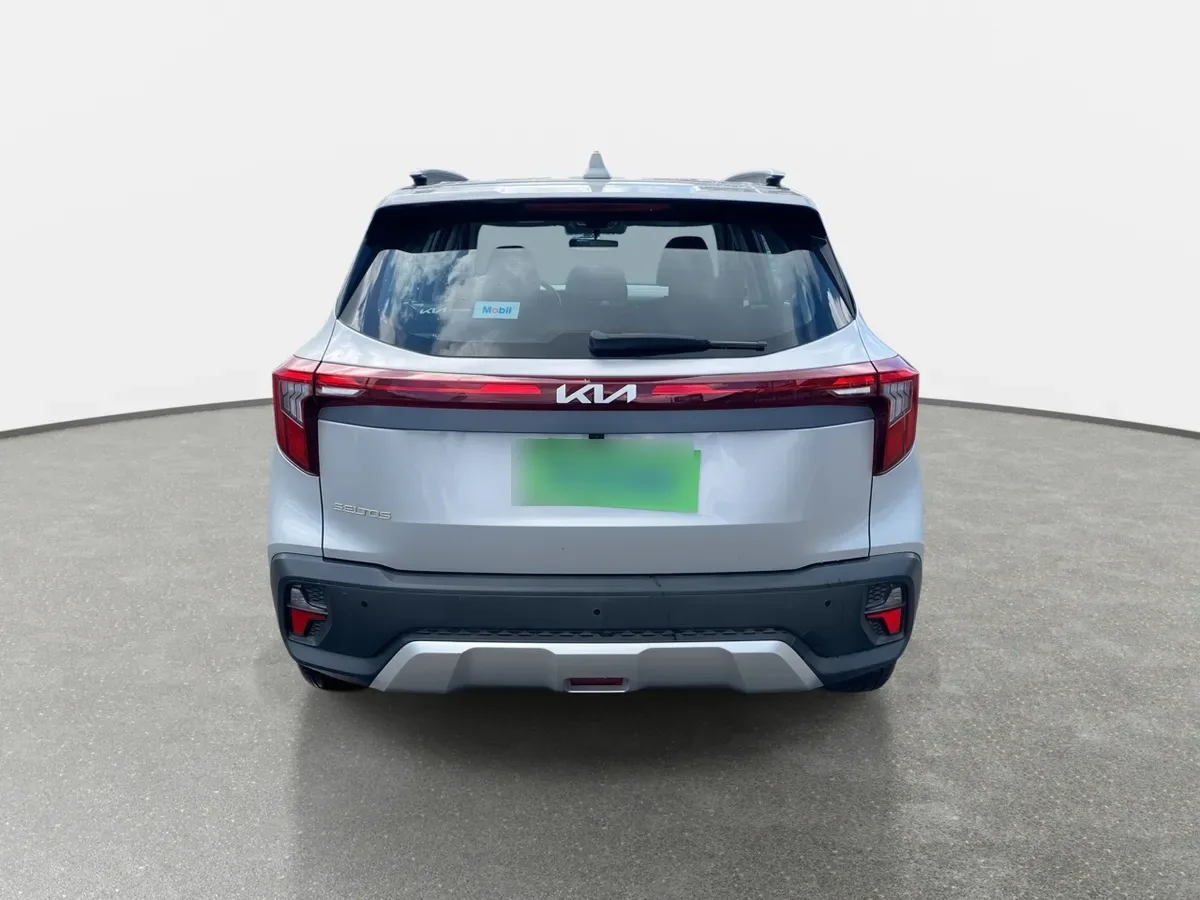 Kia Seltos 1.5 Ex 4x2 6mt 5p año 2024
